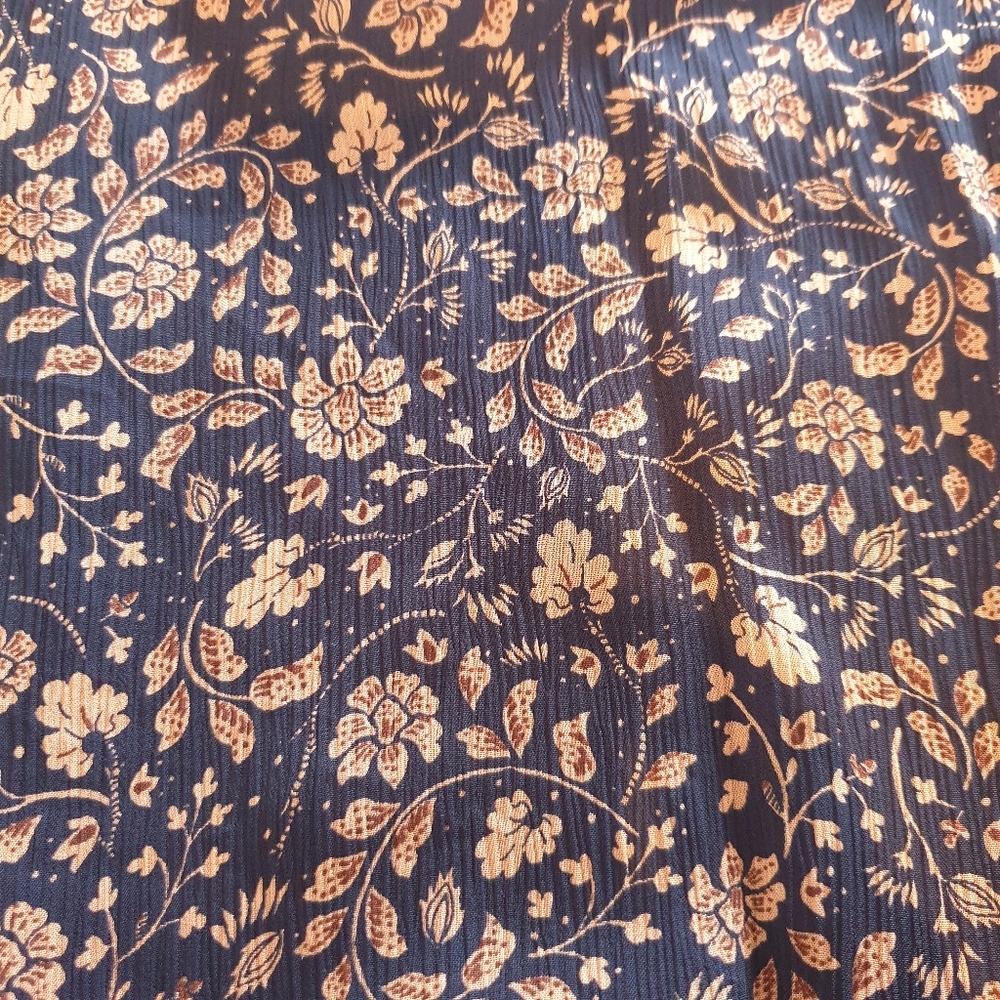 Witchery Flint blue floral bias cut skirt - Picture 2 of 6